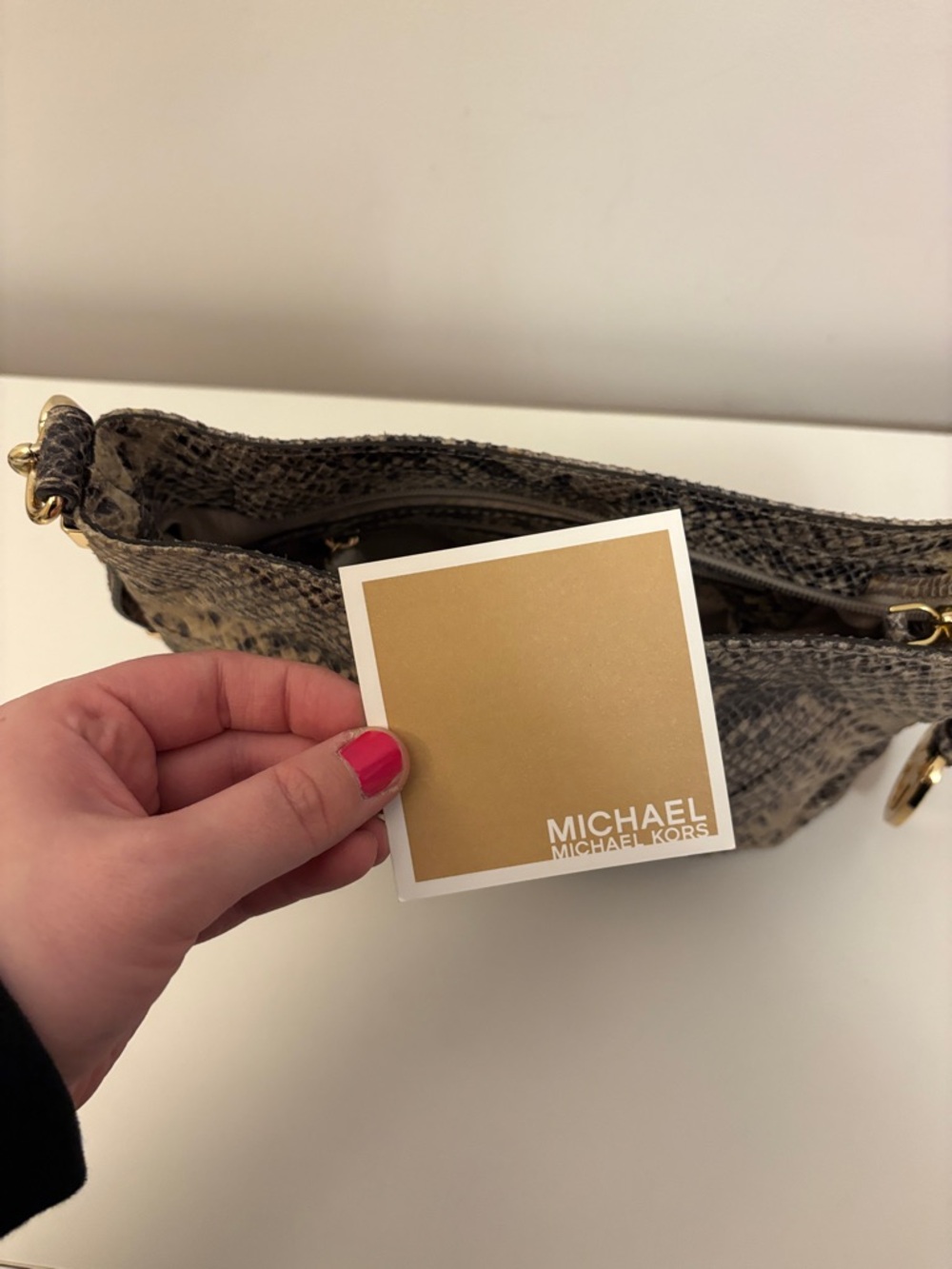 Michael Kors 🐍 Snake-Print Shoulder Bag - Picture 5 of 10